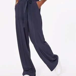 LULULEMON WOMEN´S NOIR PANT
